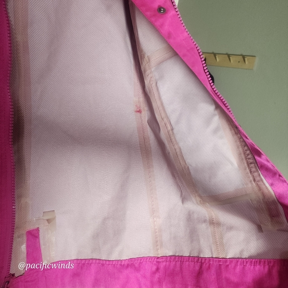 MONDETTA PERFORMANCE GEAR HOT PINK RAIN COAT XS - Picture 4 of 14